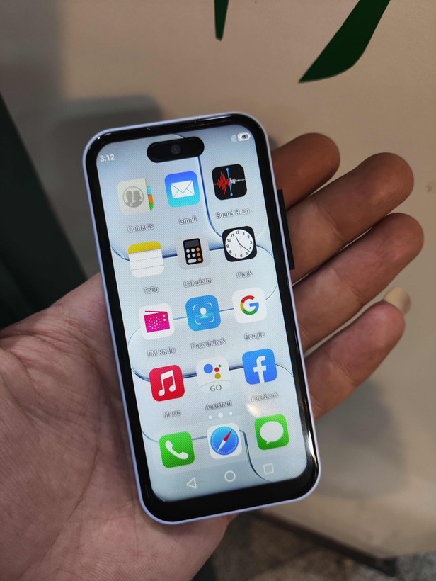 گوشی سویس 17Air Mini | صفحه نمایش 4.5 اینچ